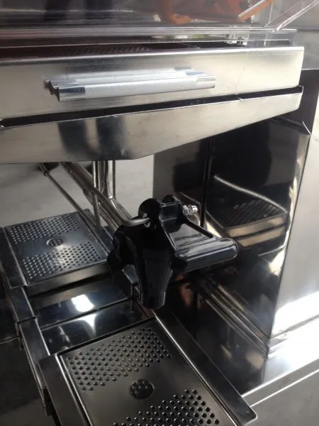 Соковыжималка для цитрусовых Foodatlas 2020АММ-(IS)C (прилавок, корпус прозр пласт, конт нерж, GB)